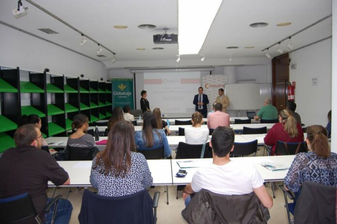 Taller de seguridad alimentaria de Gobalcaja y Cámara CR