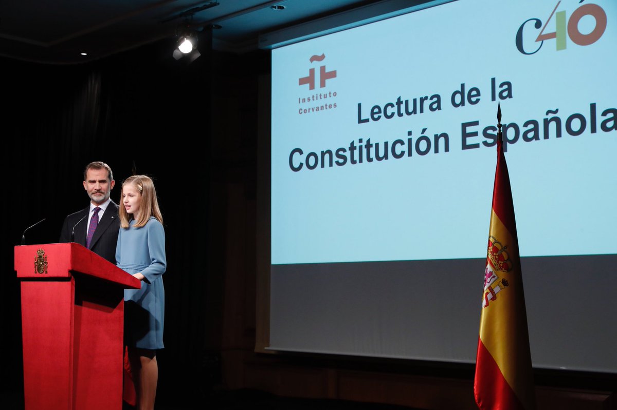 El Rey y la Princesa de Asturias inician la lectura de la Constitución para reafirmar la fidelidad a la democracia