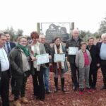 Vicente del Bosque inaugura el primer olivar solidario de la DO Campo de Calatrava
