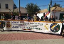 El ministro del interior evita a los miembros de JUSAPOL que lo esperaban en el instituto de Las Pedroñeras