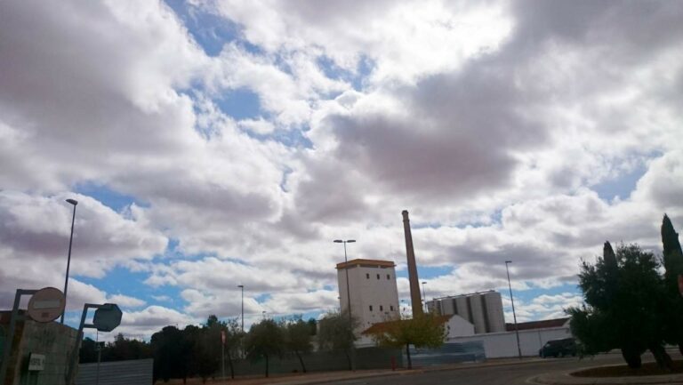 Este martes en Castilla-La Mancha: cielo nuboso y temperaturas en descenso Este martes en Castilla-La Mancha: cielo nuboso y temperaturas en descenso