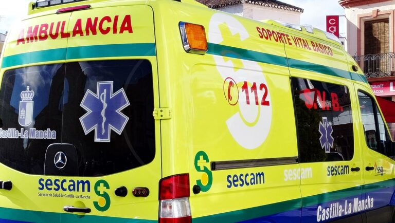 Una mujer fallecida y cinco afectados por inhalación de humo en un incendio en Carrizosa