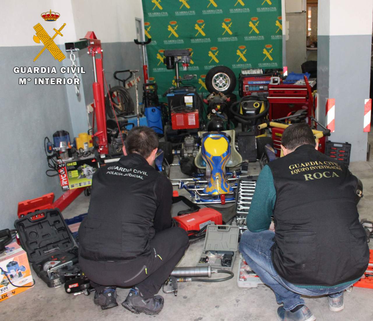 El 'botín' del robo en el polígono industrial albaceteño de Romica: un vehículo tipo kart, 2 generadores de corriente y 4 neumáticos, entre otros