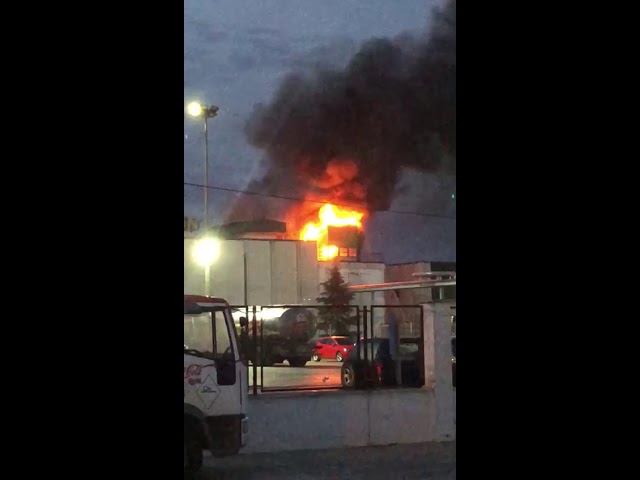 Incendio en la fábrica de García Baquero en Alcázar