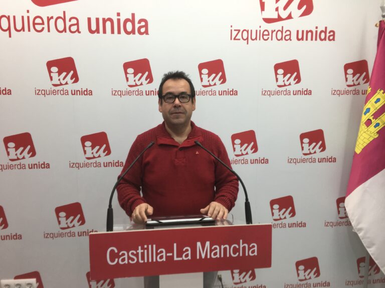 La campaña de Navidad y la aceituna, responsables de la baja del paro según IU