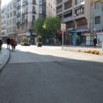 Detenido por tirar botellas desde el balcón de un tercer piso en el centro de Cuenca