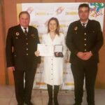La alcaldesa de Socuéllamos recibe un reconocimiento de los Voluntarios de Protección Civil