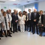 El presidente de la Diputación visita la Unidad del Hospital de Día Oncohematológico de Manzanares, que ha sido ampliada