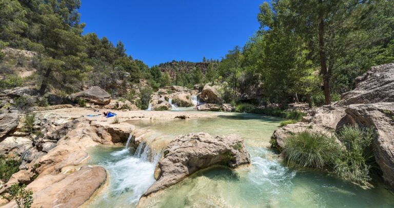 Ya queda menos para declarar Monumento Natural a las Chorreras del Cabriel