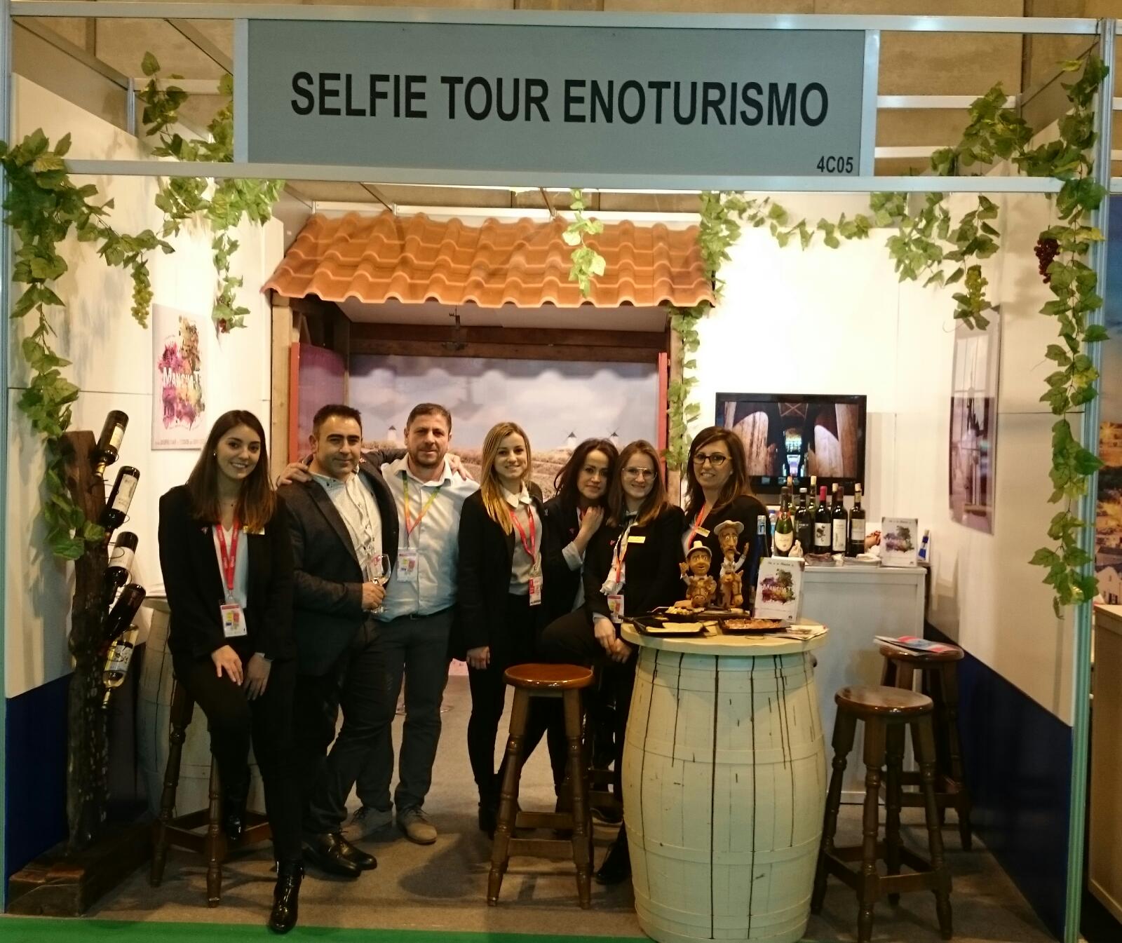 SelfieTour presenta su enoturismo y ecoturismo en FITUR en Madrid