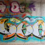 Tres jóvenes, investigados en Cuenca por hacer grafitis en un puente de la CM-2110