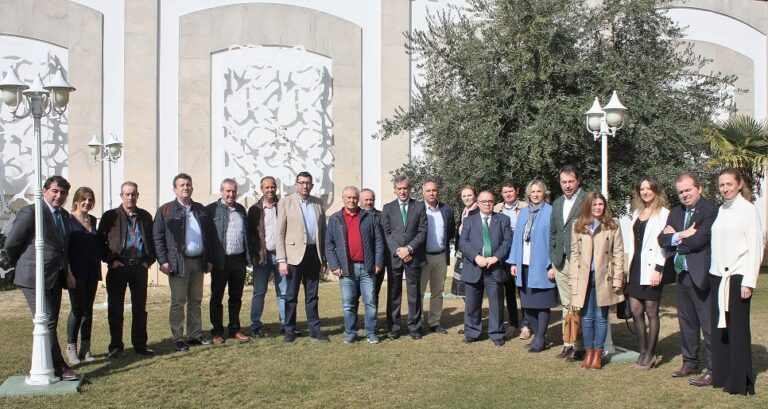 Eurocaja Rural visita diversas cooperativas agroalimentarias de Ciudad Real y les traslada su apoyo e implicación