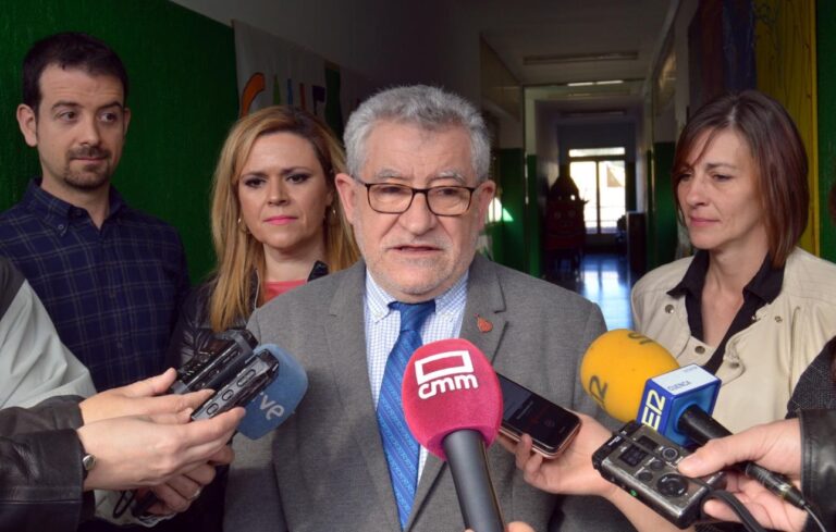 La exposición temporal de Roberto Polo en Cuenca, suspendida al no dejar la Fundación Antonio Saura la Casa Zavala