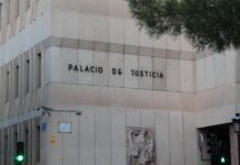 Exigen tres años de prisión para el acusado de golpear a su pareja delante de su hijo en Albacete