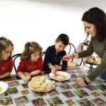 Los centros Infanto-Juvenil y de Día de Mayores comparten una jornada gastronómica tradicional