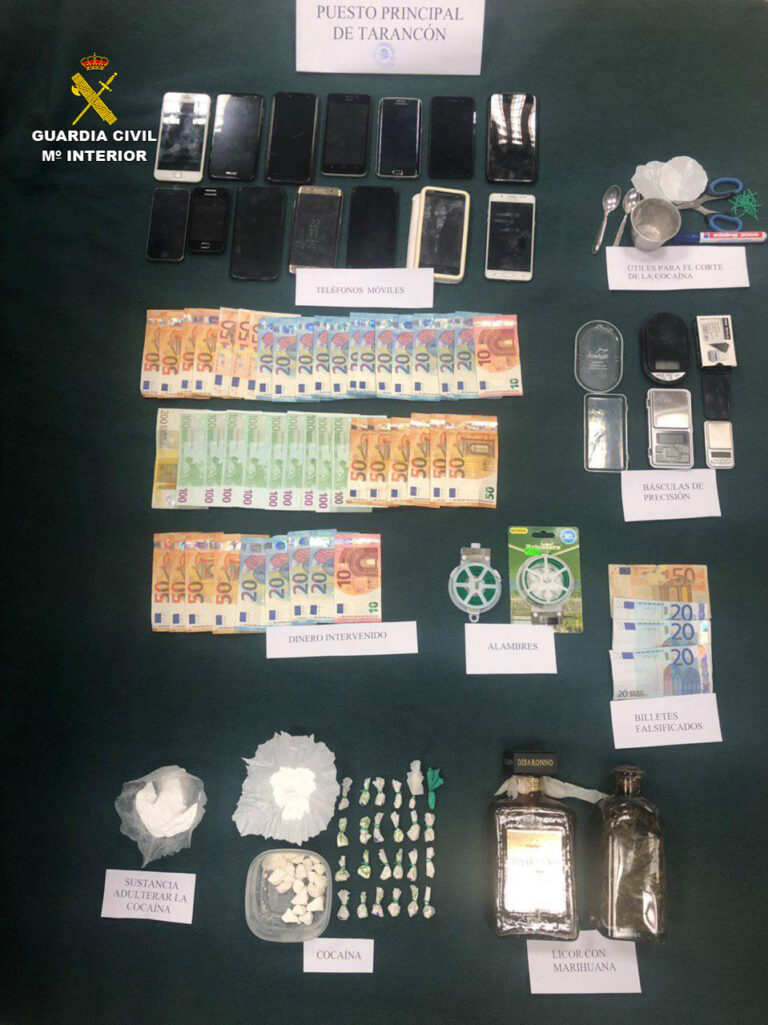 Cocaína, móviles, portátiles y 2.390 euros, el «botín» de un grupo criminal de Tarancón