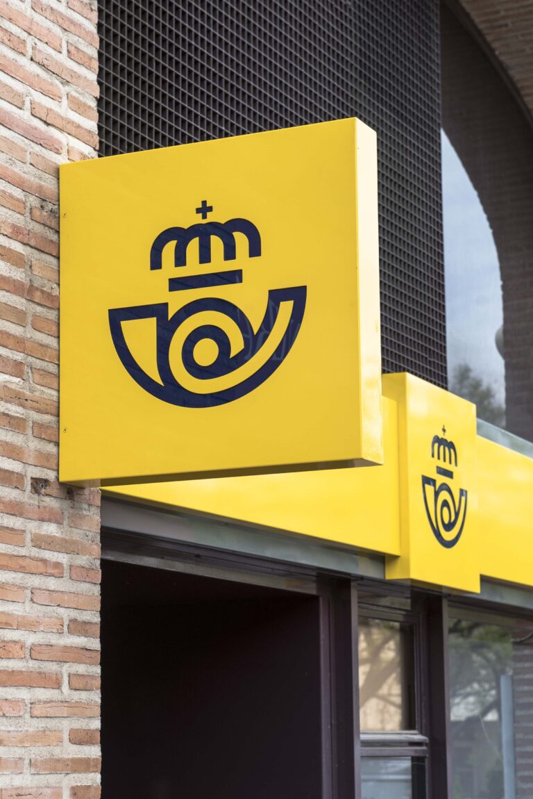 Correos presenta su nueva imagen de marca