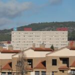 Dos afectados por inhalar humo tras incendiarse un grupo electrógeno en una panadería de Tarancón (Cuenca)