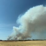 Los 57 vecinos de Piqueras del Castillo, confinados en sus casas por el humo del incendio de Barchín del Hoyo