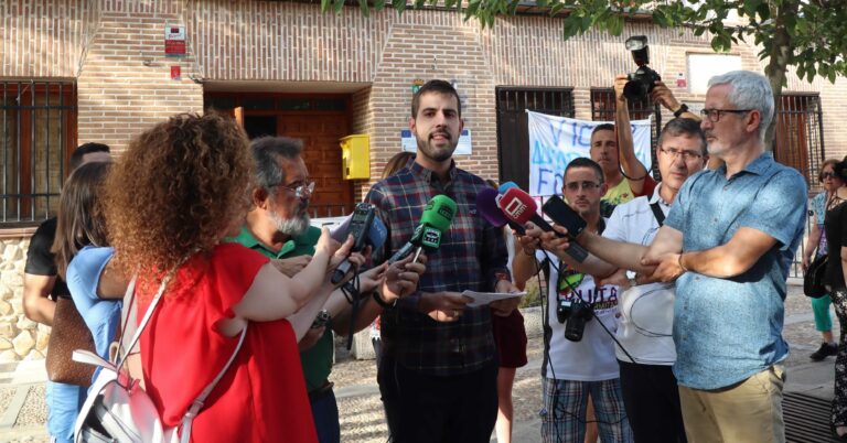 El alcalde de Fontanar defiende su inocencia y pone su cargo a disposición de los concejales del pleno municipal