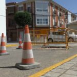 Las obras de renovación de la red de abastecimiento llegan a la Carretera de La Solana
