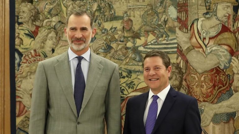 García-Page traslada al rey Felipe VI los principales retos y proyectos de Castilla-La Mancha