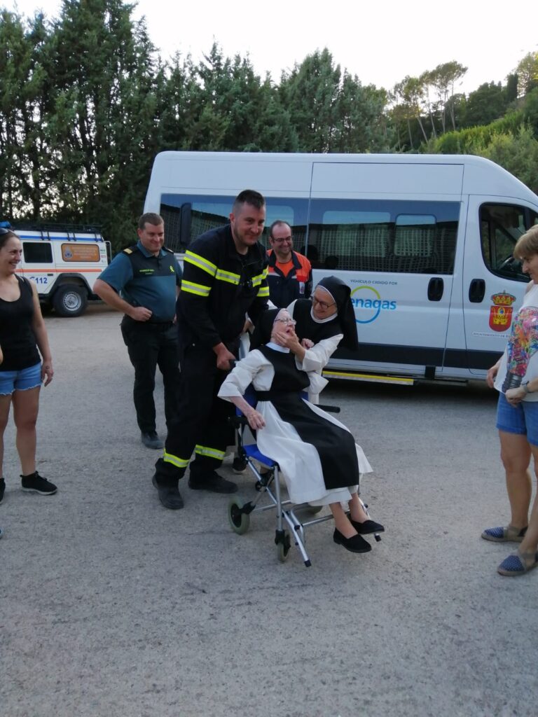 Regresan al convento las monjas afectadas por el incendio de Brihuega agradecidas al pueblo y «a Dios»