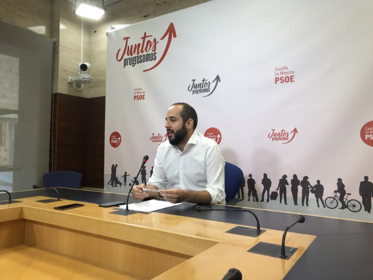 PSOE C-LM defiende que la mejor forma de fijar población es manteniendo servicios públicos en las zonas rurales PSOE C-LM defiende que la mejor forma de fijar población es manteniendo servicios públicos en las zonas rurales