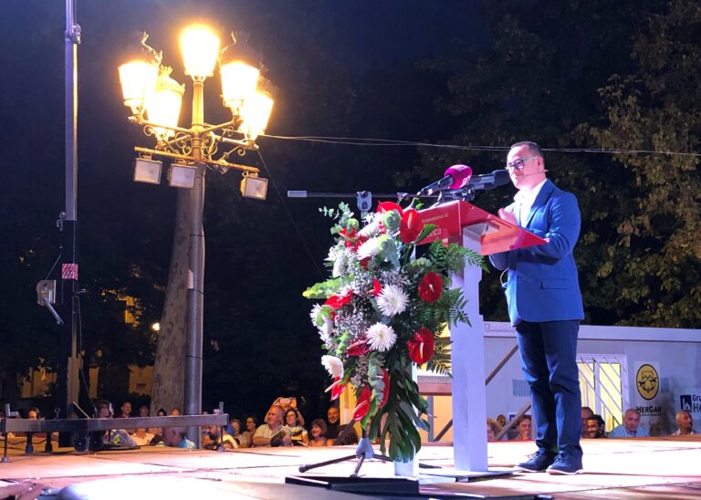 Carlos Martínez, primer pregonero en Cuenca con Síndrome de Down, arranca la Feria de Cuenca apelando a la integración