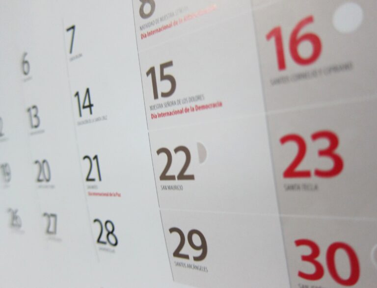 Publicado oficialmente el calendario laboral de Castilla-La Mancha para 2020