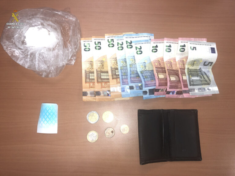 Detenidos dos jóvenes en la zona del parque de la juventud de Tarancón por tráfico de drogas