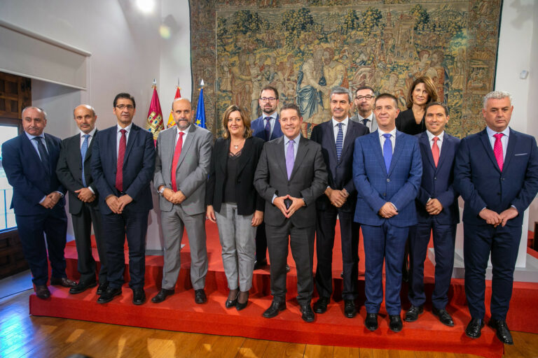Firmados los convenios para la financiación del Plan de Empleo 2019 en Castilla-La Mancha