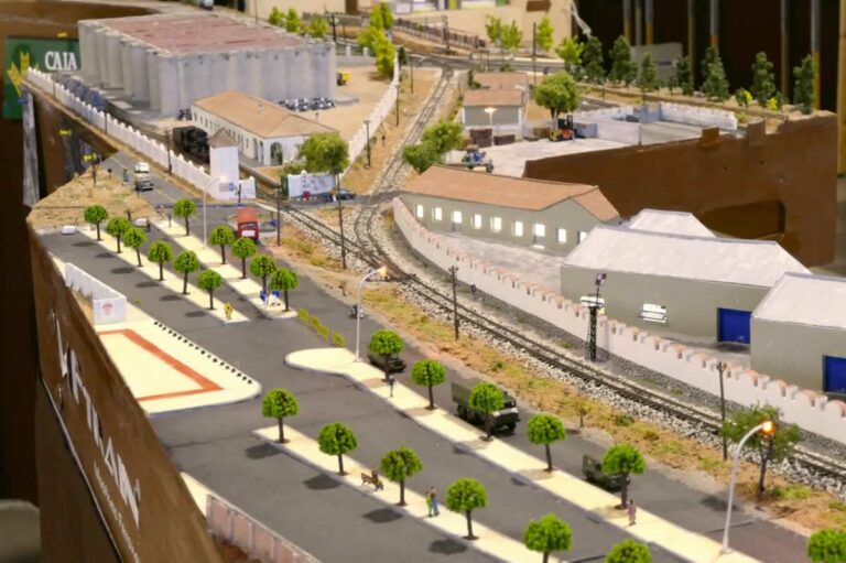 Una maqueta de la estación del AVE de Cuenca participa en la Expo Model Tren en Madrid