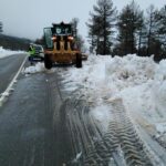 Atrapado por la nieve un autobús con 30 pasajeros que se encontraba de excursión en Las Majadas