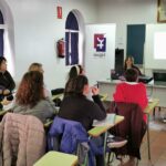 Socuéllamos acoge una charla sobre el correcto uso de las Nuevas Tecnologías