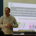 El espacio de reflexión ‘Aulas de familia’ concluye su recorrido en Manzanares