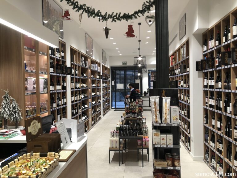 ¿Por qué no regalar un vino o producto típico de la región esta Navidad?