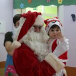 Los más pequeños de Manzanares reciben la visita de Papá Noel