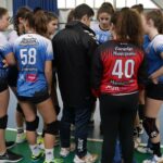 Unos 130 niños de Manzanares aprenden balonmano en la escuela deportiva municipal