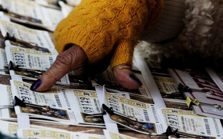 Tarancón reparte un millón de euros del ‘Gordo’ y en la localidad están «más que felices»