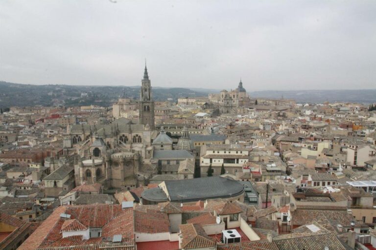 El decreto que regula la profesión de guías turísticos de Castilla-La Mancha se aprobará en marzo El decreto que regula la profesión de guías turísticos de Castilla-La Mancha se aprobará en marzo