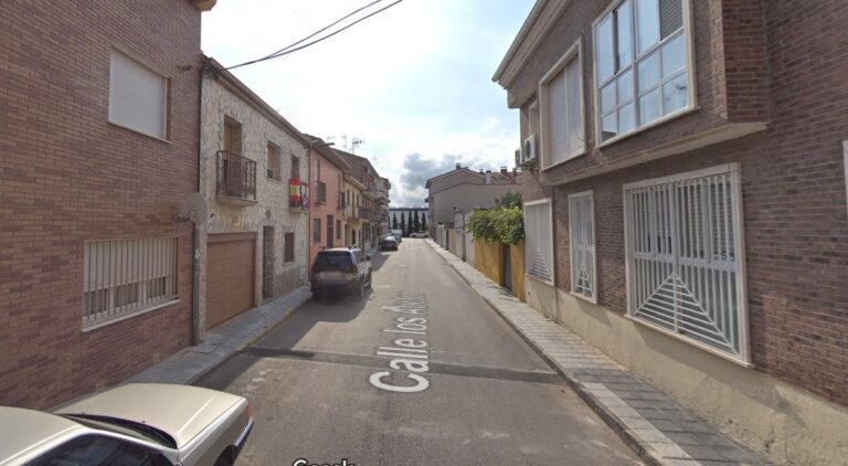 Una casa de Azuqueca, desalojada tras un incendio originado en un cuadro de luces Una casa de Azuqueca, desalojada tras un incendio originado en un cuadro de luces