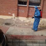 El Plan Integral de Desinfección local intensifica sus actuaciones en edificios públicos de La Roda