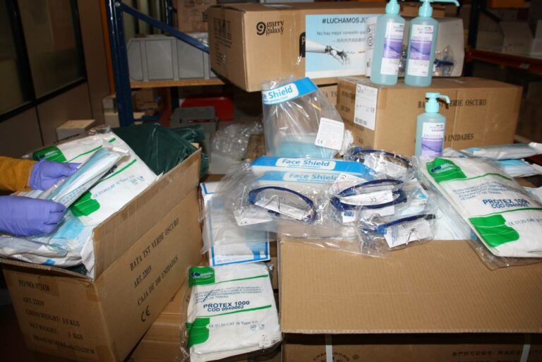 Casi 10.000 artículos de protección para los profesionales de los centros sanitarios y sociosanitarios de la provincia de Cuenca