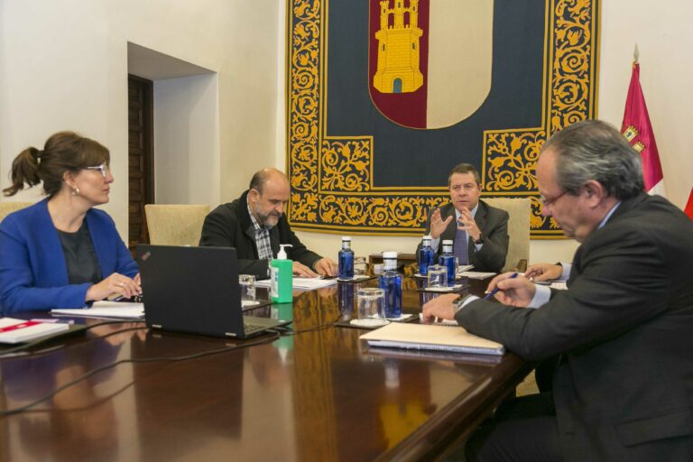 Priorizar el pago de pymes y autónomos, entre las medidas extraordinarias que han entrado en vigor