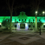 Argamasilla de Alba se ilumina de verde como símbolo de esperanza