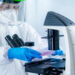 Un doctor de Herencia lidera un ensayo que podría tener una vacuna «en cinco o seis meses»