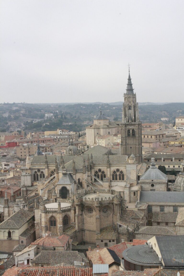 Las campanas de la Catedral de Toledo tocarán por los fallecidos todos los días a las 18.00 horas