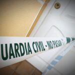 La presión vecinal obliga a tres personas que habían ocupado dos viviendas en Horcajo de Santiago a abandonarlas