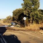 Fallece una persona en Chillón tras incendiarse su coche al salirse de la carretera